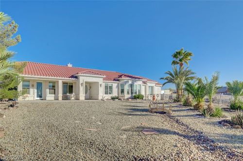 531 N Milan St, Henderson, NV, 89015-4733 | Card Image