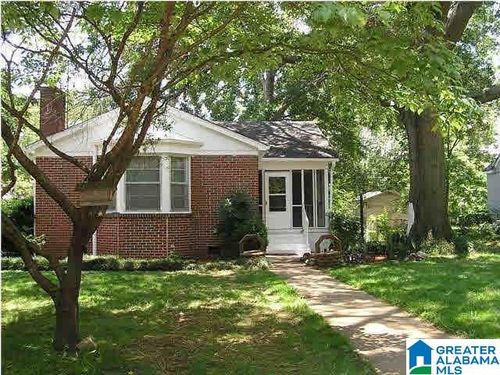 216 Pinewood Ave, BIRMINGHAM, AL, 35228-2718 | Card Image