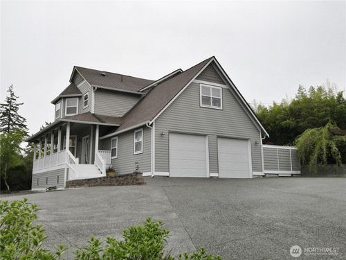 1703 32nd Street, Anacortes, WA, 98221 | Card Image