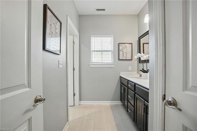 637 Middleton Way, House other with 5 bedrooms, 4 bathrooms and null parking in Chesapeake VA | Image 25