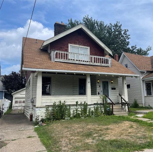 2107 Poplar St, Erie, PA, 16502-2550 | Card Image