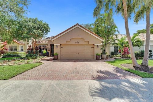 9471 Oak Grove Cir, Davie, FL, 33328-6939 | Card Image