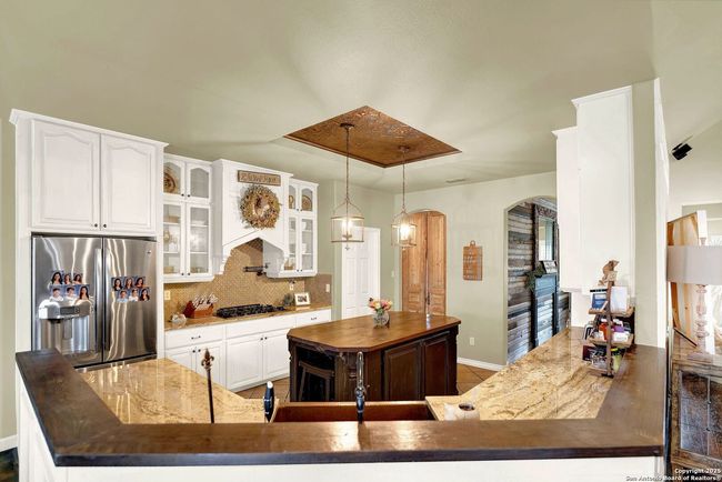 1409 Woodland Ct, House other with 4 bedrooms, 4 bathrooms and null parking in Hondo TX | Image 18