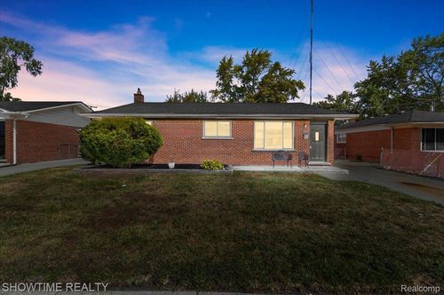 10358 Cloverdale Ave, Ferndale, MI, 48220-2103 | Card Image