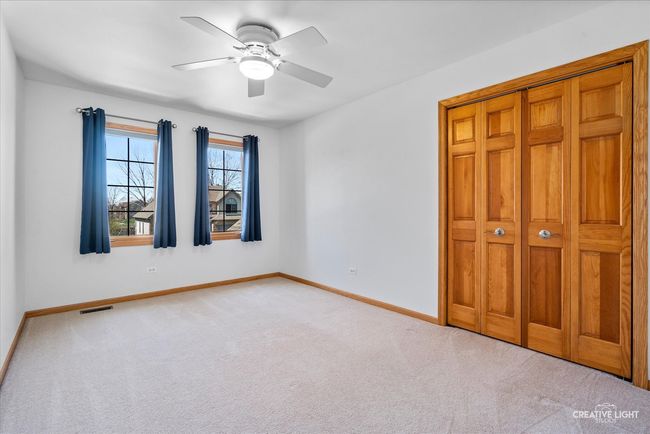 406 Camden Cir, House other with 4 bedrooms, 4 bathrooms and 3 parking in Oswego IL | Image 21