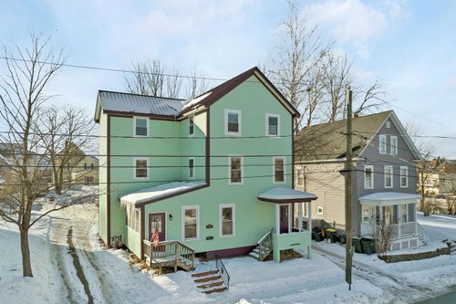 18 Jewett St, Laconia, NH, 03246-3148 | Card Image