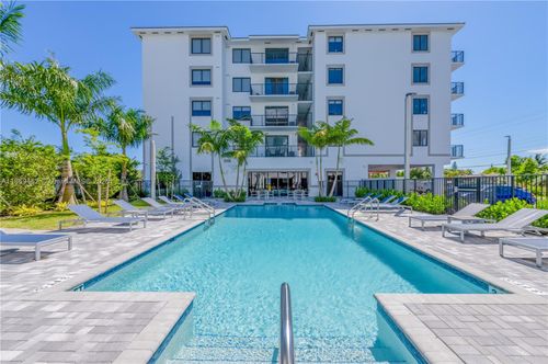 apt-403-1080 Ne 215th St, Miami, FL, 33179-1388 | Card Image