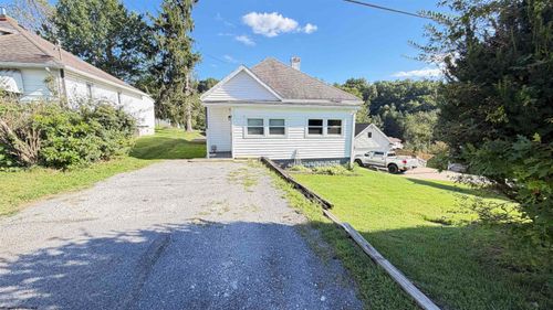 117 Grand Avenue, Bridgeport, WV, 26330-1709 | Card Image