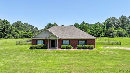 709 Liberty Rd, Tallassee, AL, 36078-4386 | Card Image