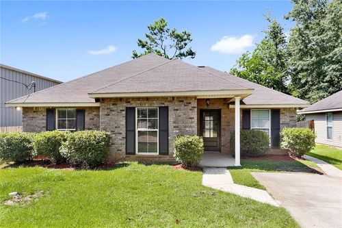 115 Pear St, Covington, LA, 70433-6212 | Card Image