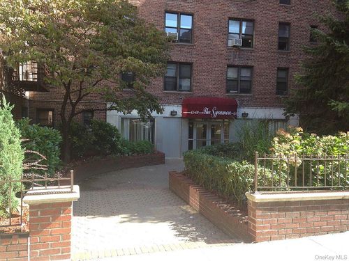 5j-6309 108th St, Forest Hills, NY, 11375-1322 | Card Image