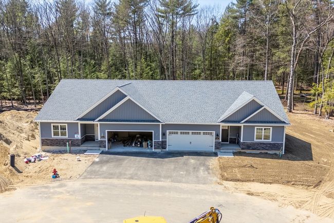 18 - 18 Nicols Way, Condo with 2 bedrooms, 2 bathrooms and 2 parking in Easthampton MA | Image 40