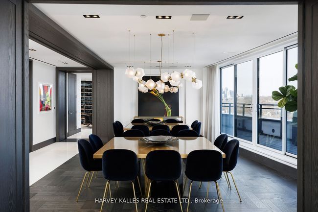 1201 - 181 Davenport Rd, Condo with 4 bedrooms, 7 bathrooms and null parking in Toronto ON | Image 5