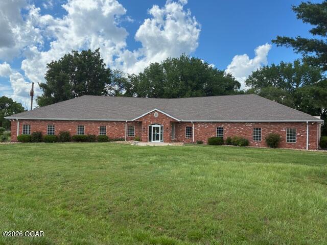 205 E Fountain Rd, Webb City, MO 64870
