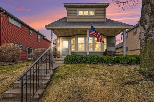 3018 Hazelwood St, Maplewood, MN, 55109-1153 | Card Image