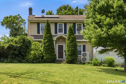 250 Bradley Ave, Waterbury, CT, 06708-4438 | Card Image