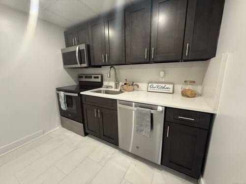 apt-13-156 Garfield Ave, New London, CT, 06320-3544 | Card Image