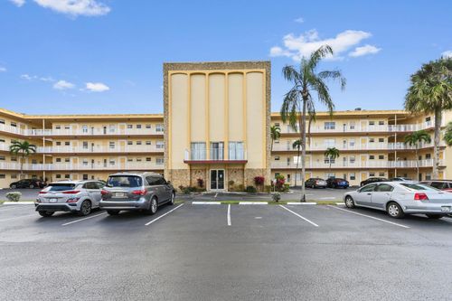 116-3940 Nw 42nd Ave, Lauderdale Lakes, FL, 33319-4870 | Card Image