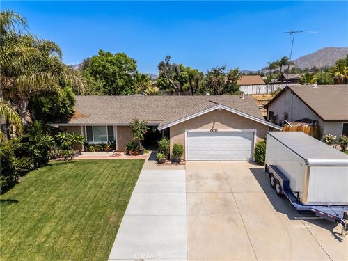 24720 Sundial Way, Moreno Valley, CA, 92557-5611 | Card Image