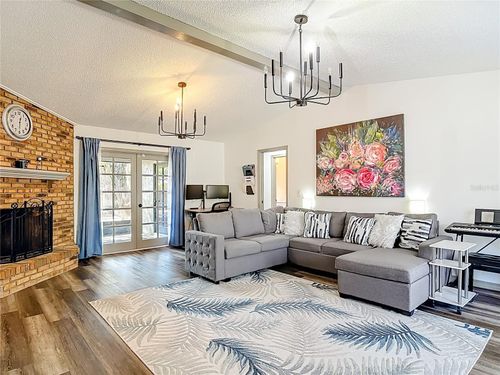 131 E Highbanks Rd, DEBARY, FL, 32713-2517 | Card Image