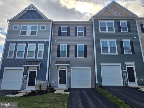 453 Husky Trl, MARTINSBURG, WV, 25403 | Card Image