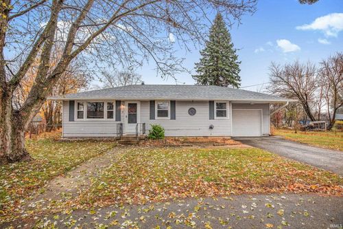 8 Valley Ct, Marion, IN, 46953-4126 | Card Image