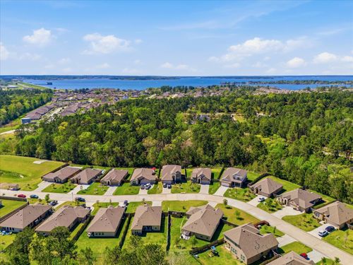 6048 Heritage Creek Ln, Conroe, TX, 77304-2478 | Card Image