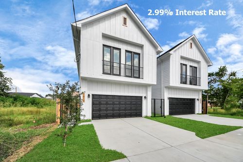 1913 West St, Houston, TX, 77026-7363 | Card Image