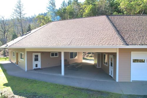 1682 Brown Rd, Applegate, OR, 97530-9281 | Card Image