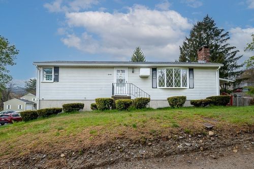 20-20 Winneconnett Rd, Worcester, MA, 01605-2370 | Card Image