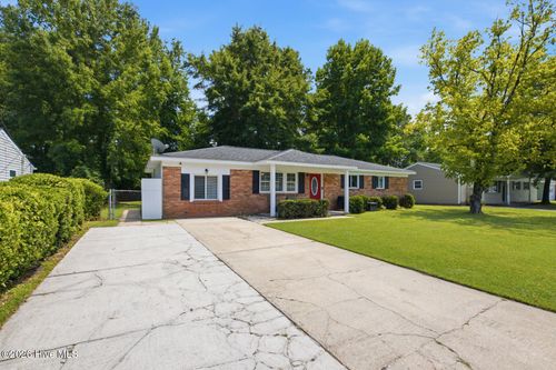 209 Ramsey Dr, Jacksonville, NC, 28540-4018 | Card Image
