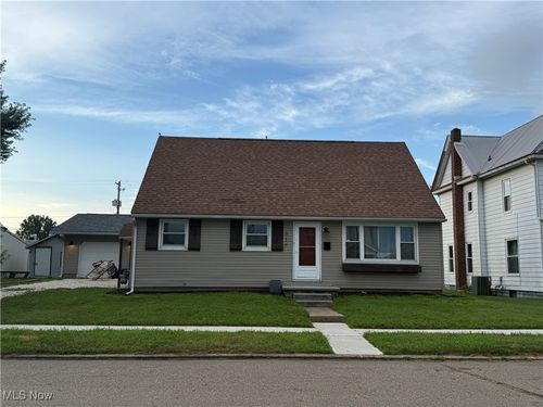 316 W Russell Ave, West Lafayette, OH, 43845-1147 | Card Image
