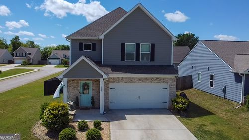 124 Charleston Ln, Milner, GA, 30257-3300 | Card Image