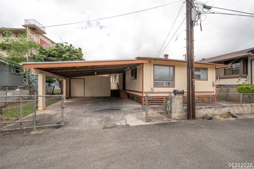 1725 Olona Ln, Honolulu, HI, 96817-3019 | Card Image