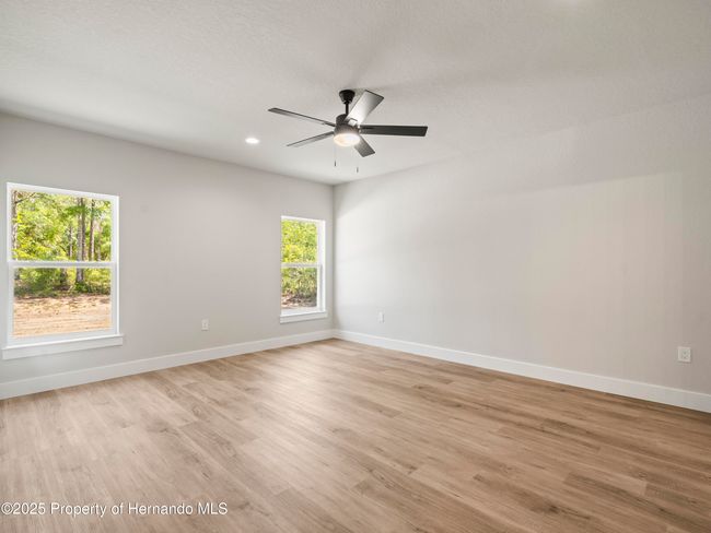 14353 Chimney Swift Rd, House other with 4 bedrooms, 2 bathrooms and null parking in WEEKI WACHEE FL | Image 11