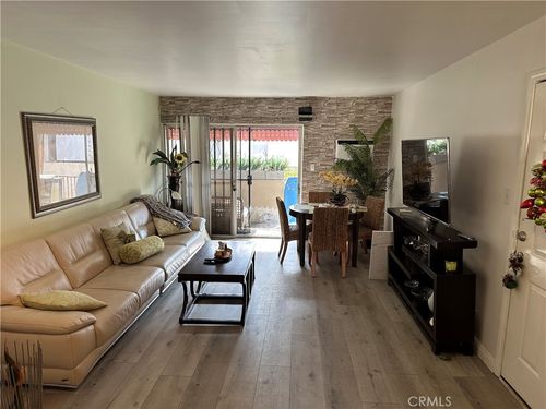 unit-2d-440 Chestnut Ave, Long Beach, CA, 90802-2259 | Card Image
