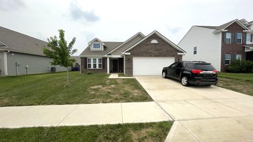 3243 Sand Walk Dr, Kokomo, IN, 46902-5672 | Card Image