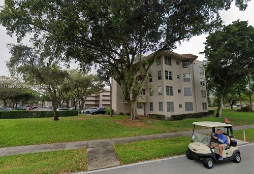 408-1811 Sabal Palm Dr, Davie, FL, 33324-5928 | Card Image