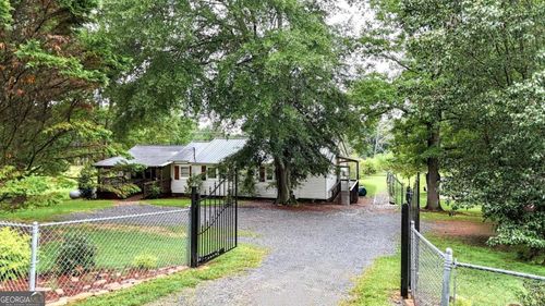 400 Hall Memorial Rd Nw, Calhoun, GA, 30701-8309 | Card Image