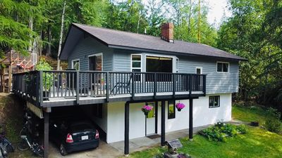 1630 Carol St, House other with 3 bedrooms, 2 bathrooms and 1 parking in Kaslo BC | Image 1