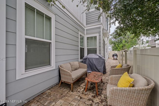 7442 Beach Walk Pl, House other with 3 bedrooms, 3 bathrooms and null parking in JACKSONVILLE FL | Image 38