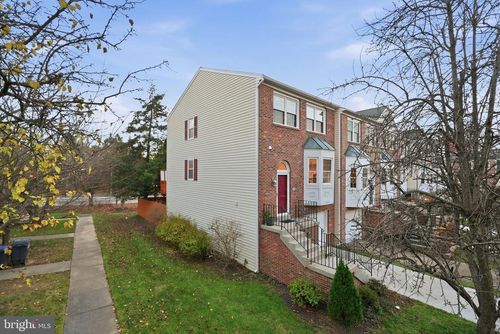 12325 Field Lark Ct, FAIRFAX, VA, 22033-2821 | Card Image