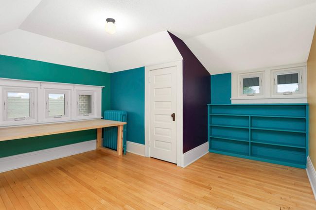 Third Floor Bedroom | Image 21