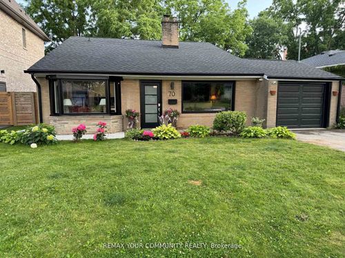 70 Bedford Park Ave, Richmond Hill, ON, L4C2N8 | Card Image