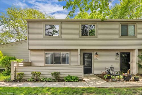 3115 Bay Landing Dr, Westlake, OH, 44145-4426 | Card Image