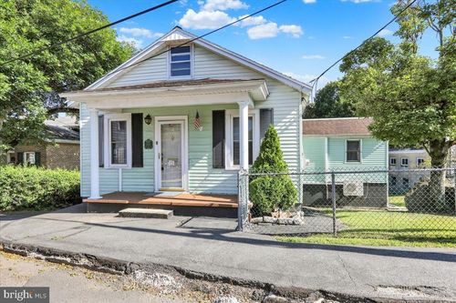 1401 Mount Hope Ave, POTTSVILLE, PA, 17901-1410 | Card Image