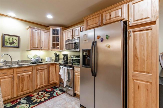 2708 - 2017-8 S Czech Xing, Condo with 3 bedrooms, 2 bathrooms and null parking in Arkdale WI | Image 11