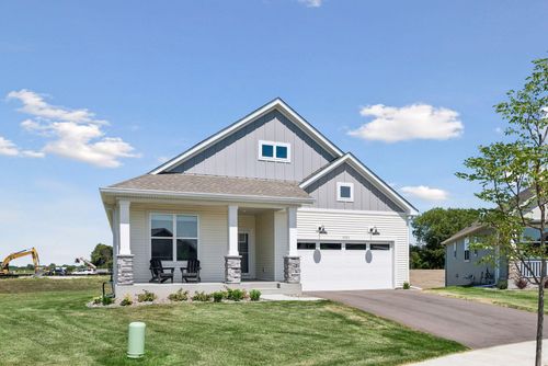 7594 Swan St, Lino Lakes, MN, 55038-2013 | Card Image
