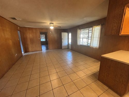 120 Juniper Dr, Palestine, TX, 75803-5522 | Card Image