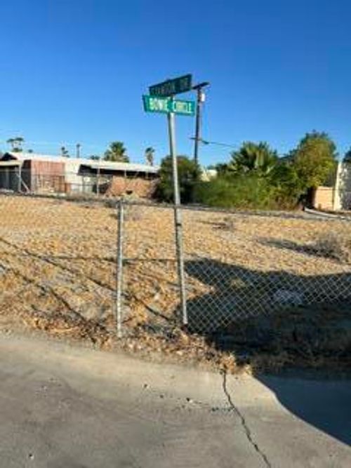 32421 Bowie Cir, Thousand Palms, CA, 92276 | Card Image